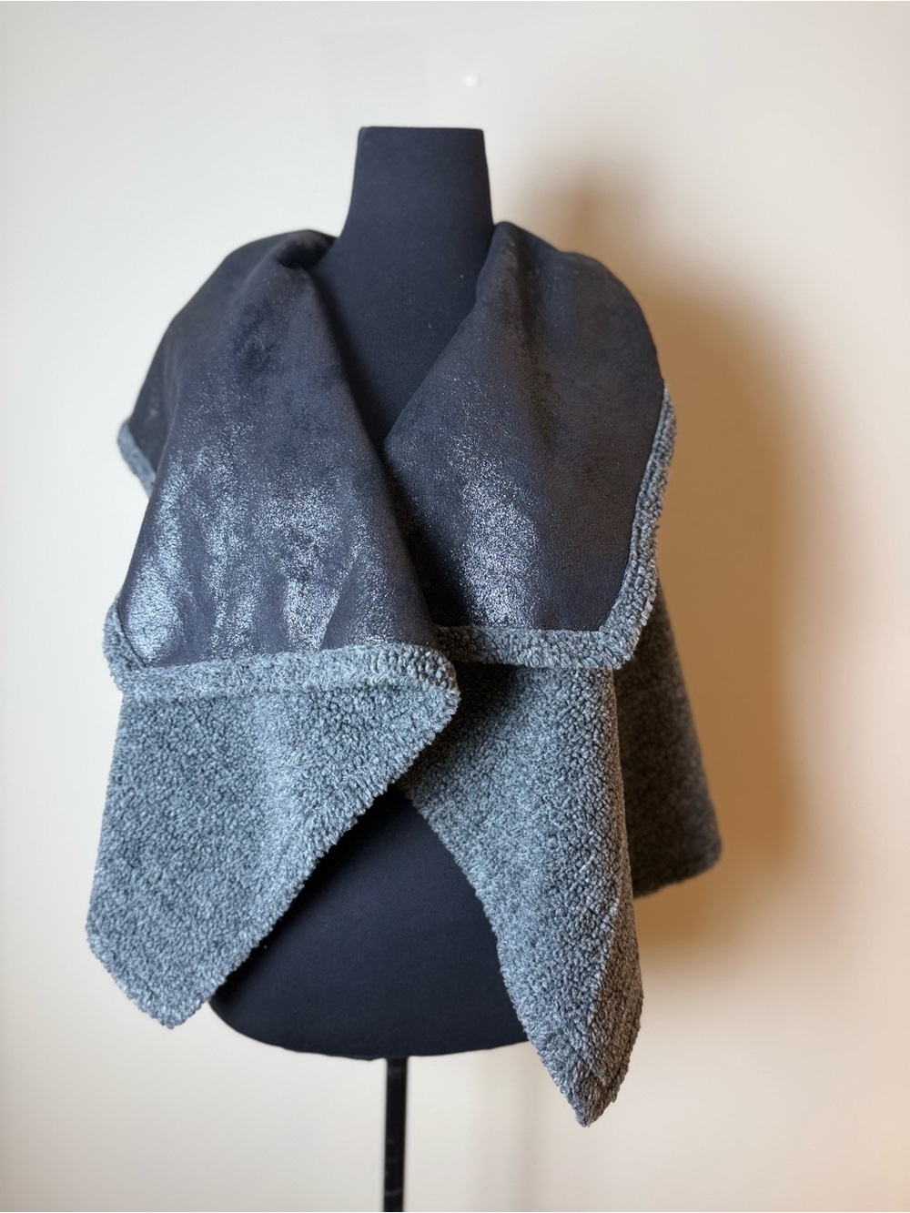Anna Sui Grey Boucle Vest S